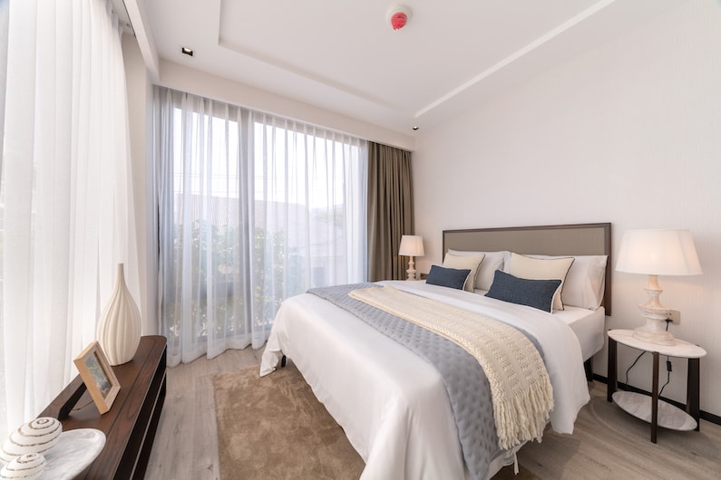 BEDROOM 2