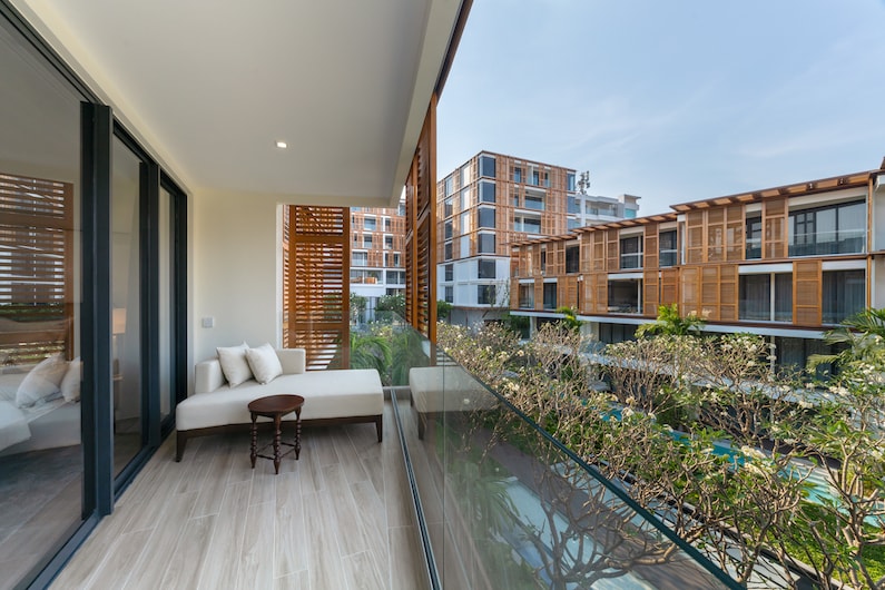 BALCONY