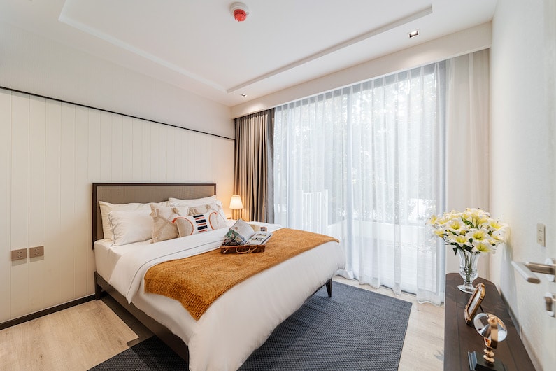 BEDROOM 2