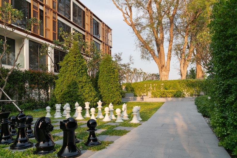 CHESS LAWN